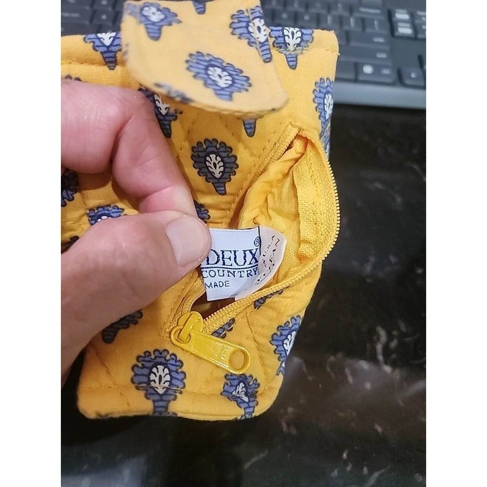 Pierre Duex French Fabric Yellow Change Purse‎ holder, with zipper